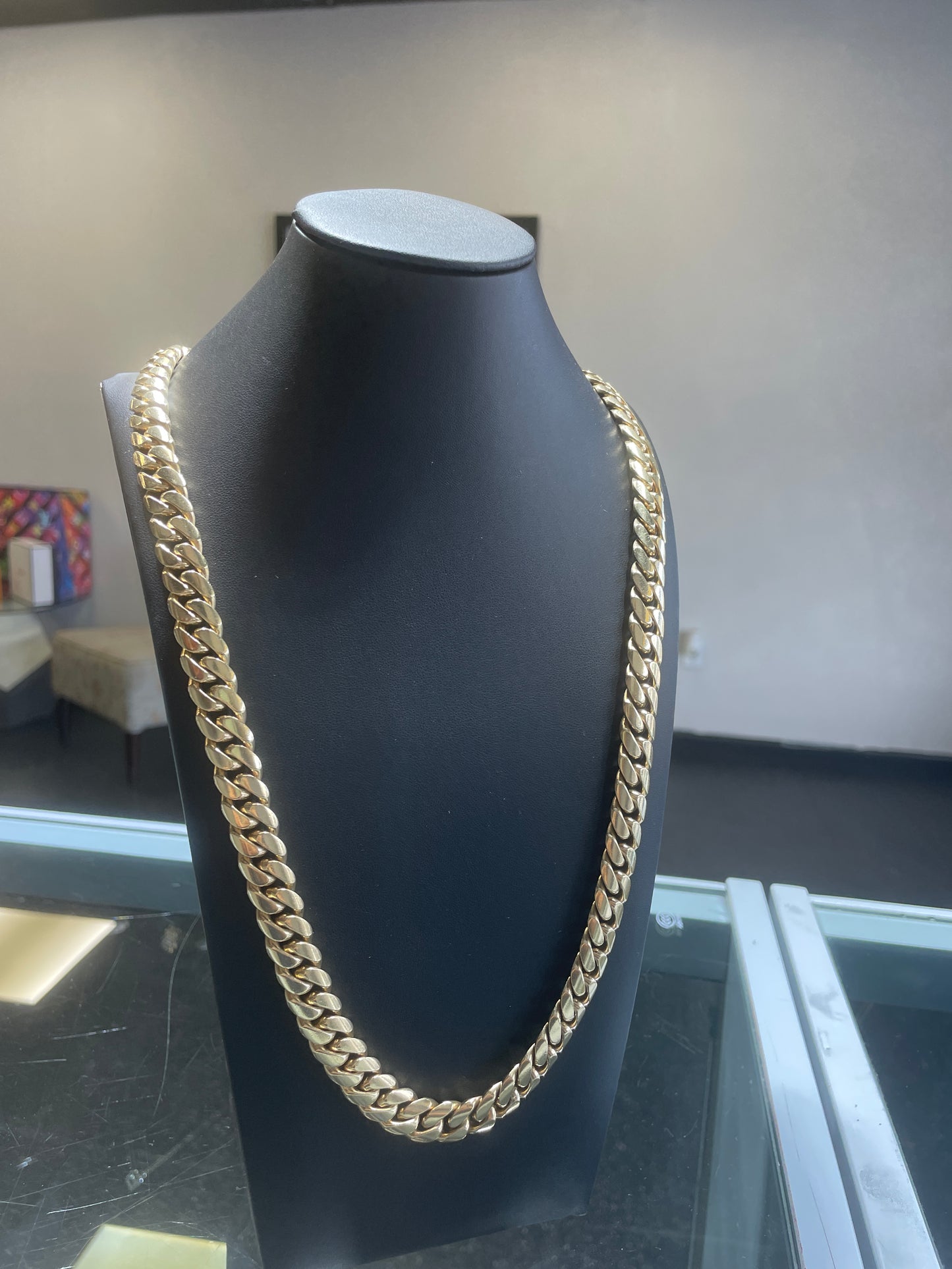 10KT Yellow Gold Cuban Link Necklace